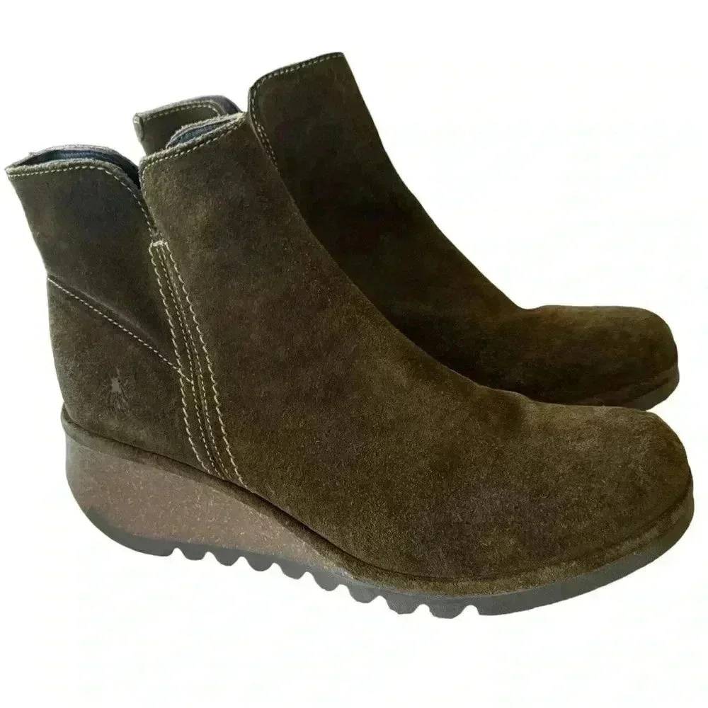 Fly London Green Nilo Sludge Suede Wedge Booties Size 41